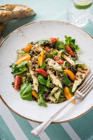 Zucchini_halloumi_tomato_salad -1801